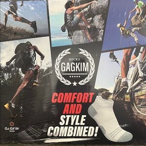 White Athletic Ankle Socks for Men